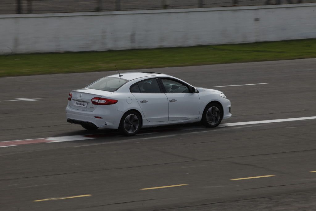Lanzamiento Fluence GT2 (12)