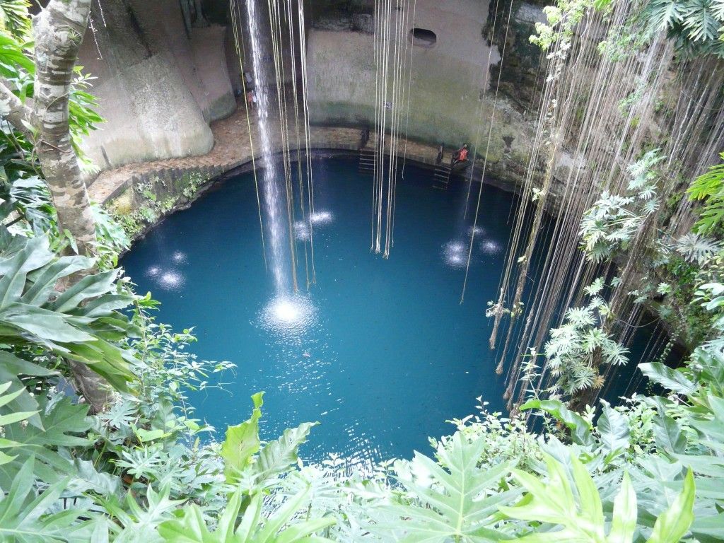 cenote azul
