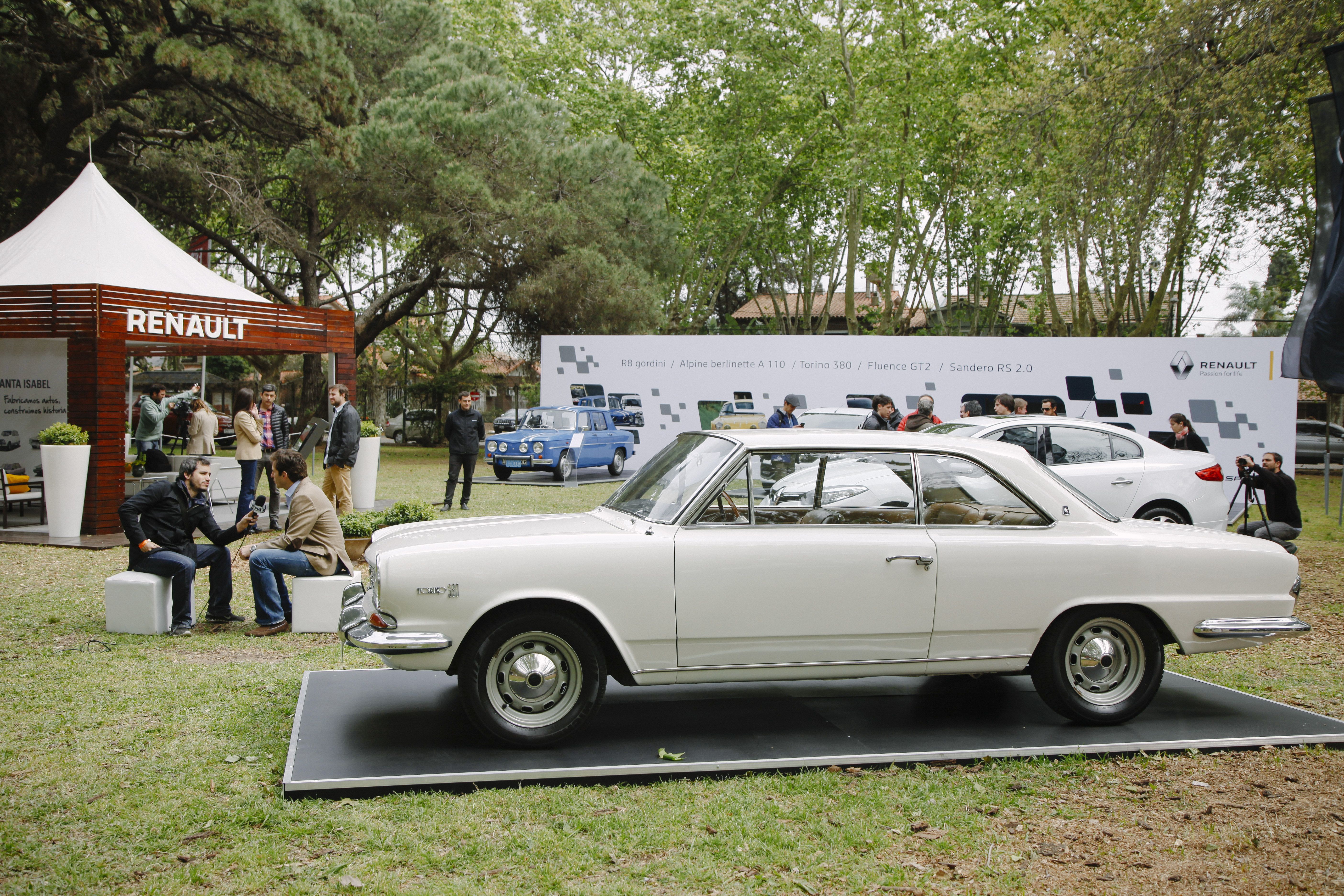Renault en Autoclásica 2015 (3)