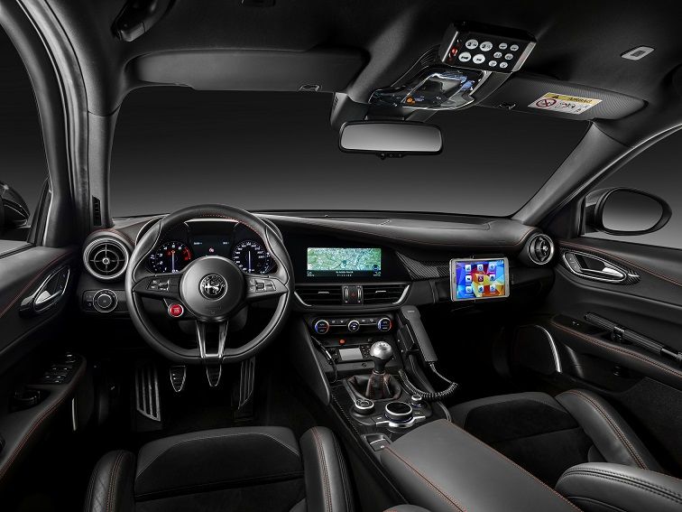 Alfa Romeo Giulia QV CarabinieriA