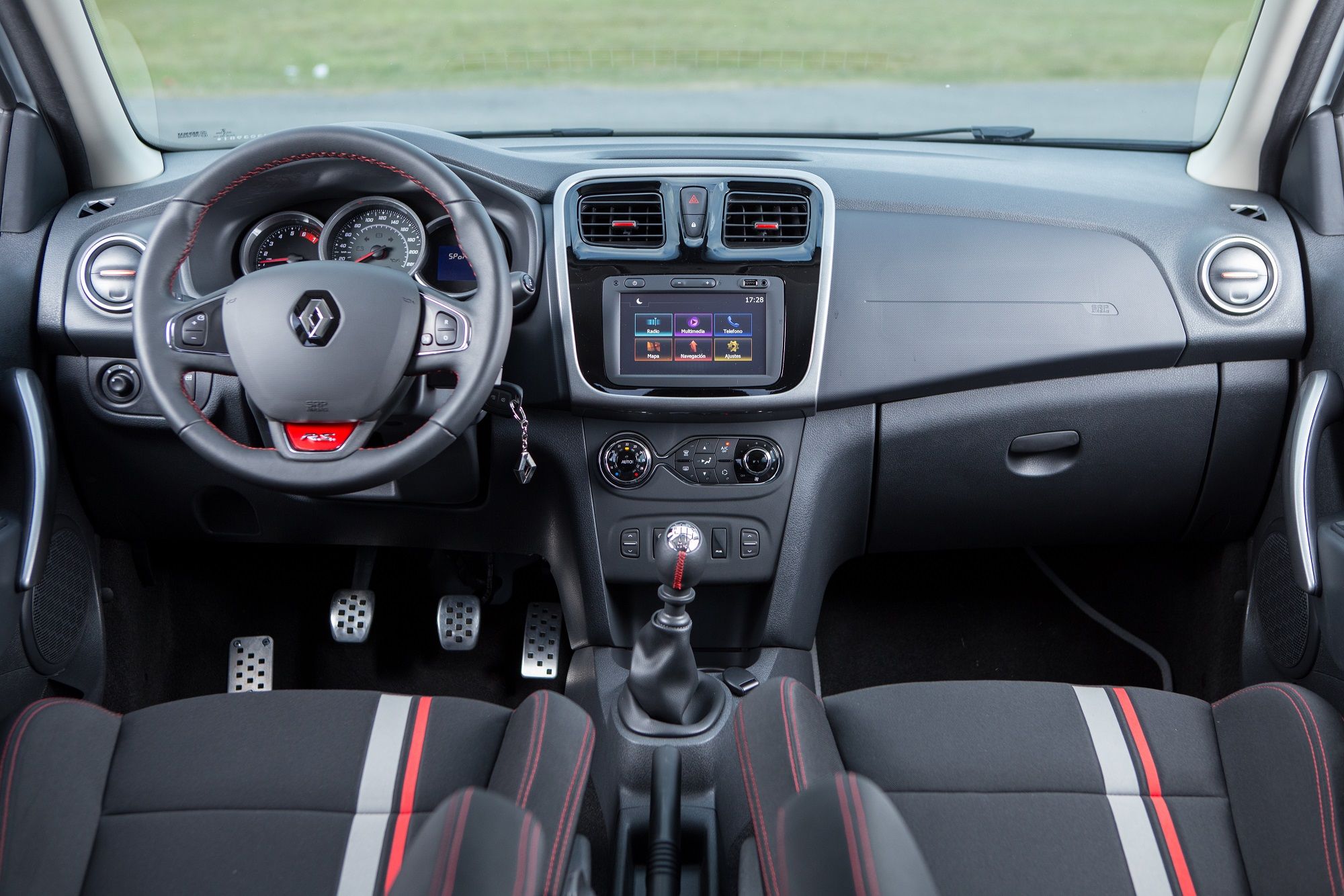 Producto Estática - Renault Sandero R.S. 2.0 (92)