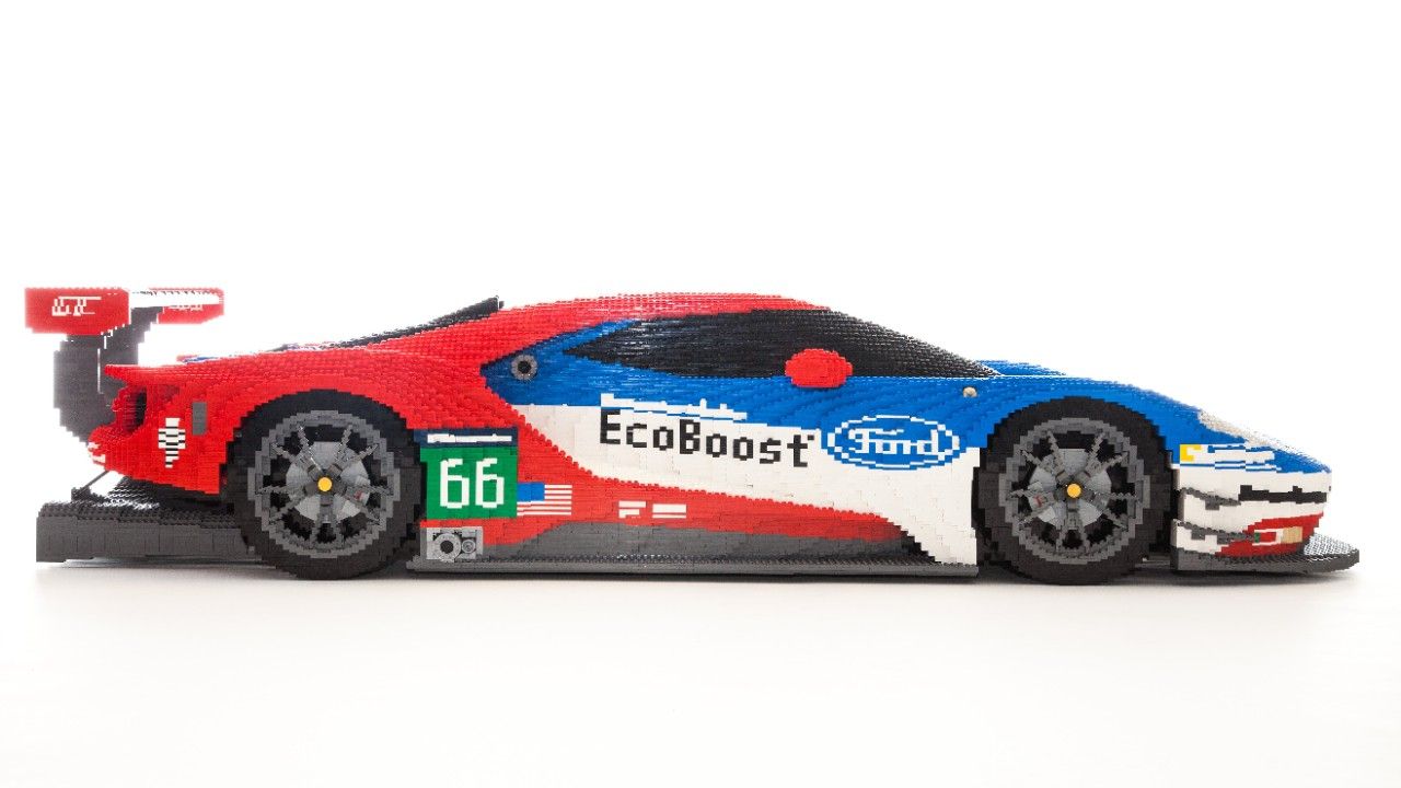 UN FORD GT FUE CONSTRUIDO CON 40 (3)