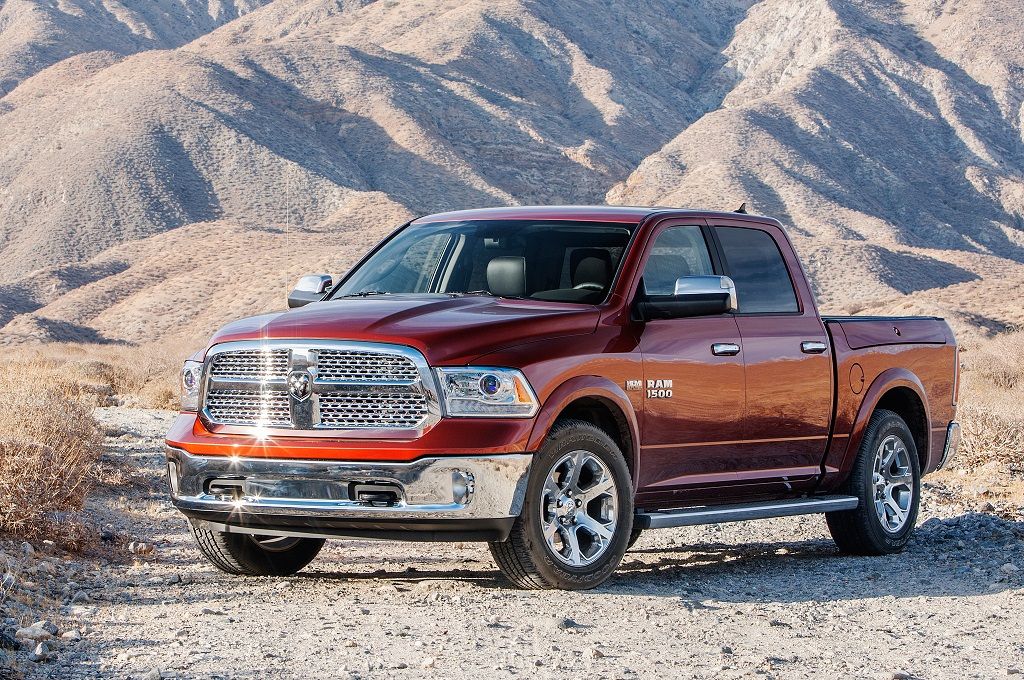 2013-Ram-1500-Laramie-Crew-Cab-4x4-front-three-quarters