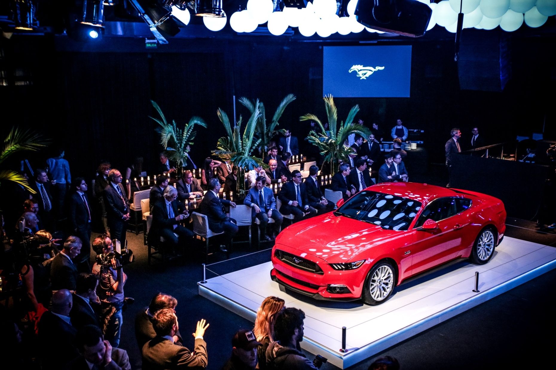 ford-argentina-inauguro-el-mustang-hall-3