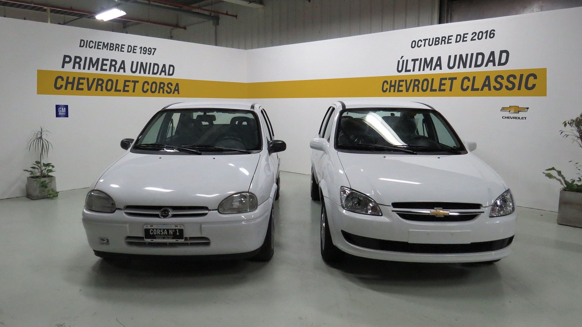 chevrolet-corsa-numero-1-y-chevrolet-classic-numero-919-972