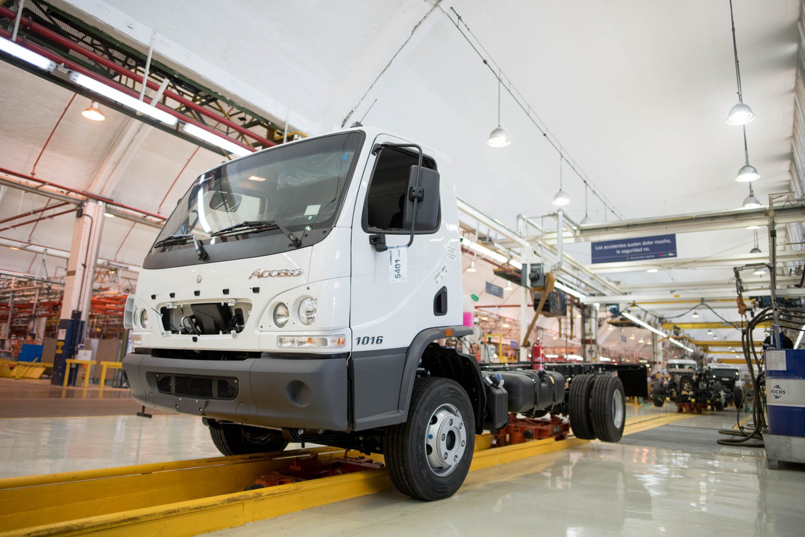 20 AÑOS DEL MERCEDES-BENZ ACCELO